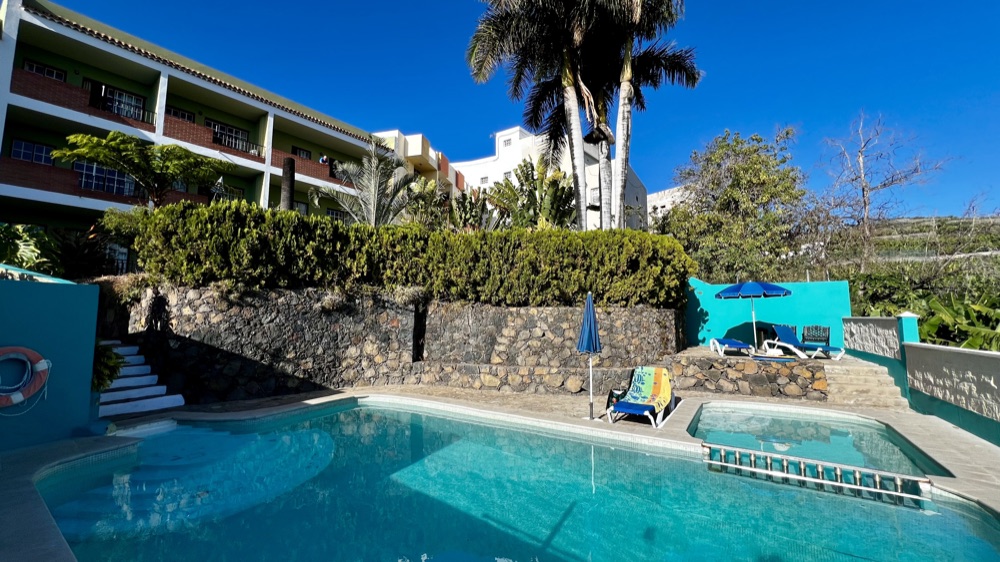 Atlantis Apartments with pool in Tazacorte